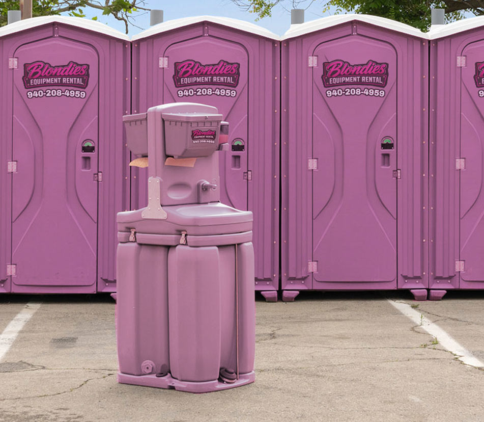 Blondies-Equipment-Portable-Hand-Washing-Equipment-Dallas-Fort-Worth-2 BLONDIES Equipment Rental Dallas Fort Worth Portable Bathroom And Portable Hand Wash Station